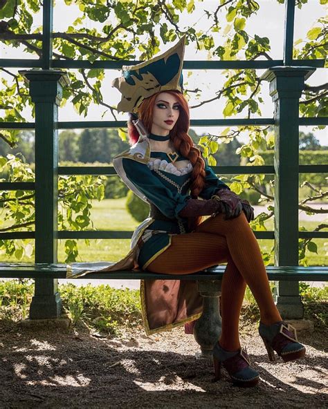 Pin By Carlos Gonz Lez On Cosplay Cosplay Miss Fortune Free Nude Porn Photos