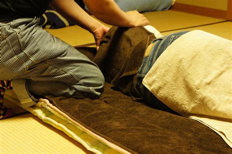 English Page Japanese Traditional Massage ヘルストレイル ホームページ