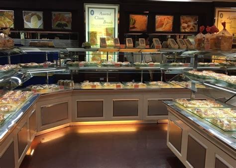 Beli aneka produk holland bakery online terlengkap dengan mudah, cepat & aman di tokopedia. Holland Bakery, Jatinegara - Lengkap: Menu terbaru, jam ...