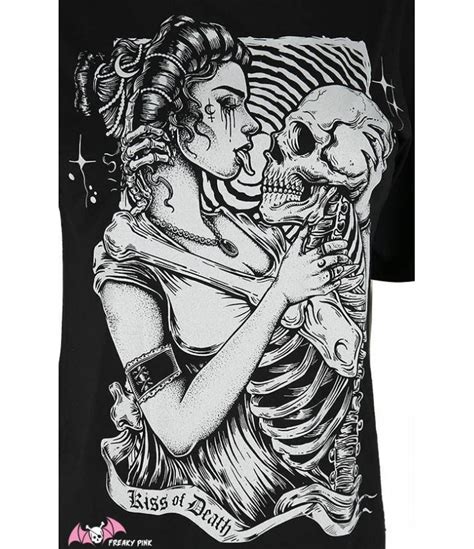 t shirt gothique occulte witchy nugoth kiss of death freaky pink