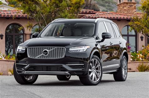 Watch Behind The Wheel Of The Ultra Luxurious Volvo Xc90 T8