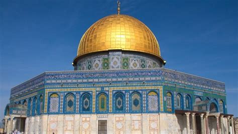 This masjid is located at that southern wall of the entire. Live at Masjid Al Aqsa Azan