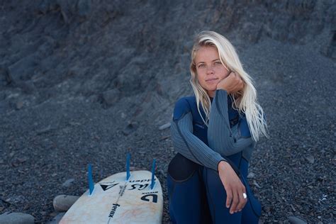 Meet Oneill Surfer Charlotte Van Berkum Surfgirl Magazine
