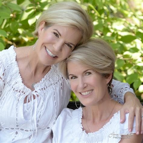 Feature 0068 Design Twins Headshots Jerry And Lois Photography 2018