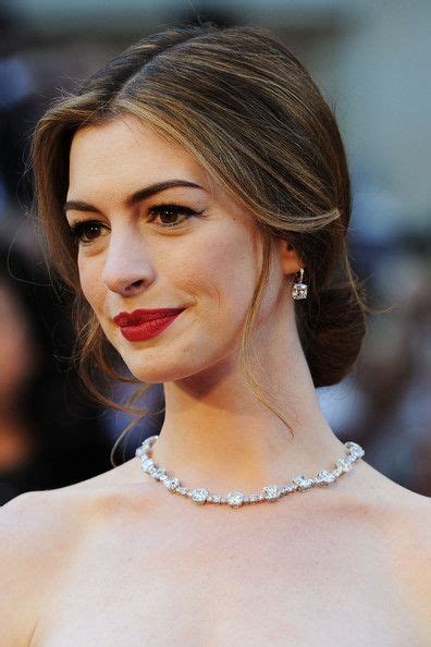 More Pics Of Anne Hathaway Loose Bun Anne Hathaway Hair Classy