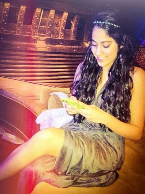 Unseen Instagram Pictures Of Sridevis Daughter Jhanvi Kapoor 95100