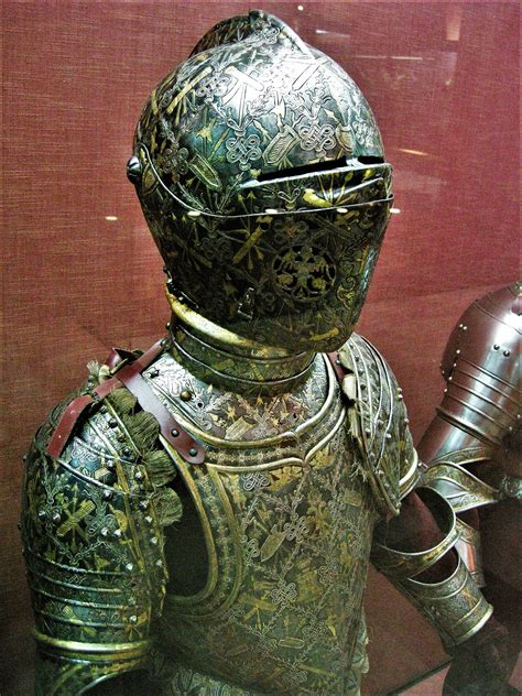 Pin By Luis Ulloa On European Medieval Armor Royal Armory Of Spain