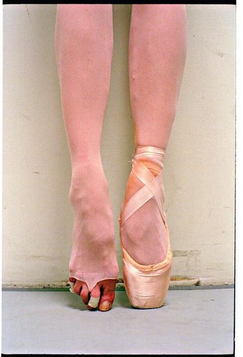 Pingl Par Genevi Ve Mail S Sur Le Pied Ballet