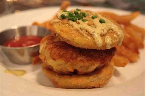 23 Cant-Miss Best Restaurants in Savannah Georgia