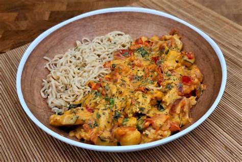 Vegetarische Curry Met Noodles Recept TipTopper