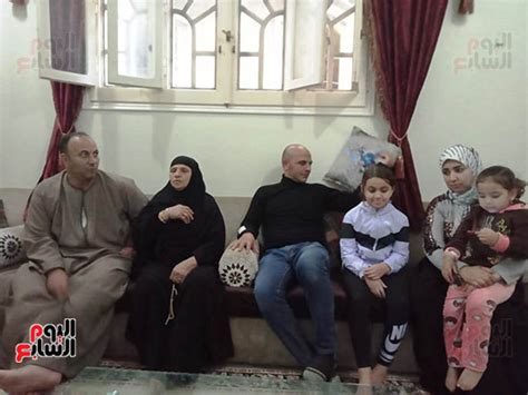 نجح البطل المصري رامي السبيعي «بيج رامي» في التتويج بالميدالية الذهبية لبطولة مستر أوليمبيا 2020، وهي البطولة الأعلى في لعبة كمال الأجسام للمحترفين. والدة بيج رامى عقب فوزه بلقب مستر أولمبيا: "قولته قبل ...