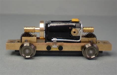 Der antrieb ist wie beschrieben schlecht gewesen. Tram-Antriebe