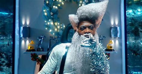 Bu duvar kağıtları özellikle hayranlar için yapıldı. Lil' Nas X is a futuristic Santa in new 'Holiday' music ...