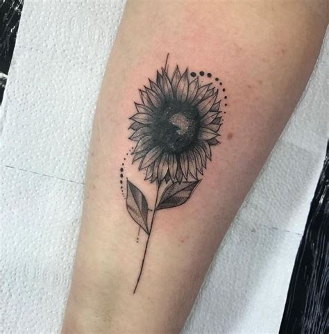 See more ideas about tattoos, sunflower tattoos, sunflower tattoo sleeve. Celebrate the Beauty of Nature with these Inspirational ...