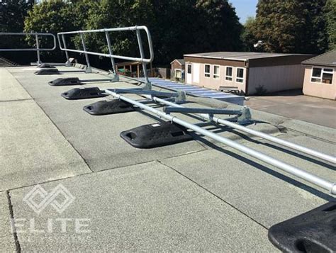 Edge fall protection offers solutions to protect both your personnel and equipment. Pro-Guard Folding Guardrail - Elite Safety Systems