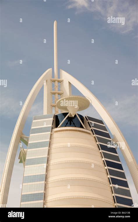 The Iconic Burj Al Arab Hotel In Dubai Stock Photo Alamy