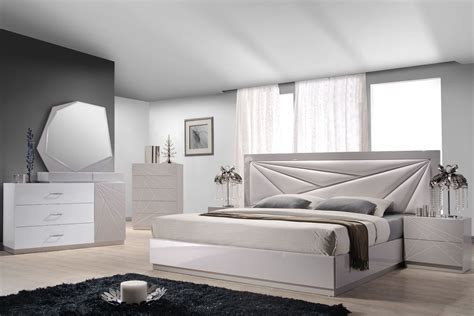 A wide variety of light grey bedroom wardrobe options are available to you, such as general use, wood style, and material. Florence White & Light Grey Lacquer Platform Bedroom Set ...