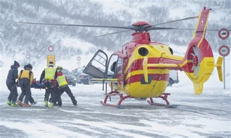 Avalanche Kills 4 Skiers In Switzerland 25 Swiss Avy Deaths This