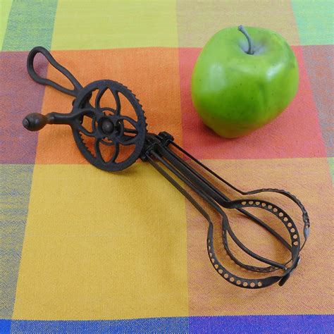 SOLD... Cyclone Antique 1902 Cast Iron Egg Beater | Cast iron, Egg ...