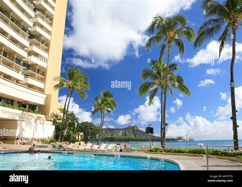 Sheraton Hotel On Waikiki Beach Honolulu Hawaii Stock Photo Alamy