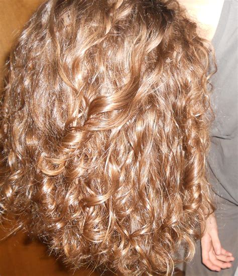 Lemon juice works excellently to cleanse hair follicles and unclog pores that could be inhibiting your hair growth. Organic Hair mask for supershiny hair: 1 yogurt, 2 tbs of ...