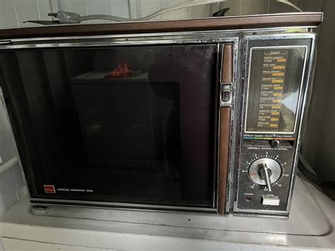 Vintage Sharp Carousel Microwave Oven Mcm Woodgrain R 6570 Ebay
