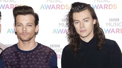 Louis Tomlinson Responds To Sexually Explicit Harry Styles Fan Fiction Tv Scene