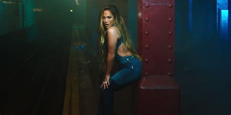 Jennifer Lopez Brings The Heat In ‘amor Amor Amor Video Feat Wisin Watch Now Jennifer