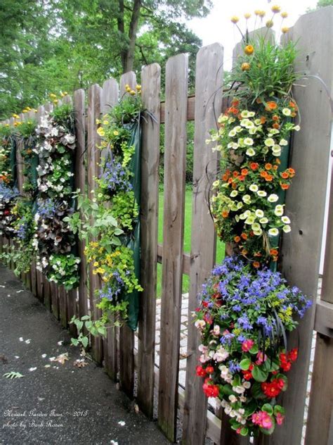 30 Cool Garden Fence Decoration Ideas Backyard Fence Decor Garden