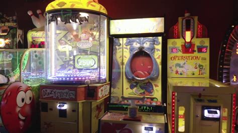 Tte great white dinosaur comes in handy for several fun games to play at work with the first three employees to complete their worksheets win a free lunch or a gift card to the local coffee. Virtual Tour: Go Play Arcade Games! - YouTube