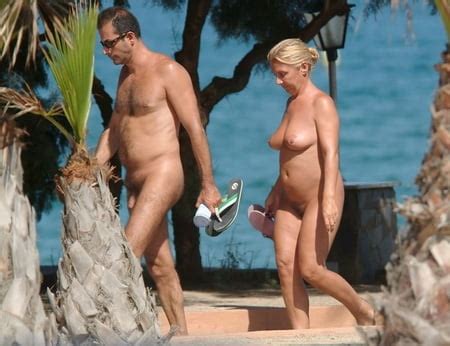 Hot Mature Woman Nude Beach