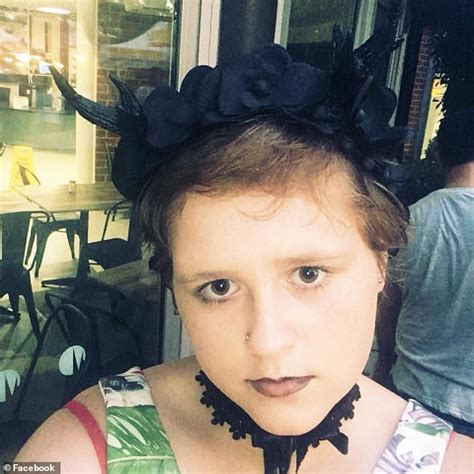 Teenage Killerjamie Lee Dolheguy Dressed In Cosplay Choked To Death A