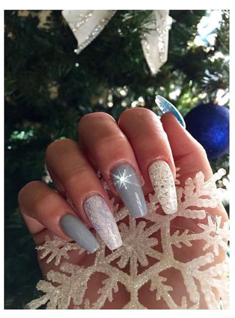 26 Simple Yet Chic Acrylic Nail Designs For Christmas 2019 The Glossychic