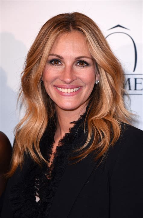 Apr 01, 2021 · one actor who is definitely in the latter category is julia roberts. Julia Roberts To Star In Film About PTA Mom Framed For Drug Possession - Deadline