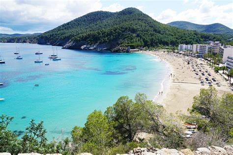 Urlaub am meer in spanien: Ibiza Reisetipps | Die schönsten Strände, Urlaubsorte ...