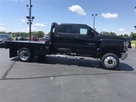 5500 Chevrolet With Cm Rd Flatbed Chevy Pickup Trucks Trucks Lifted