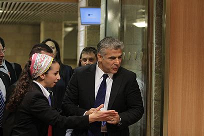מוקדם יותר הודיעו ביש עתיד על חתימת ההסכמים עם רעמ, ישראל ביתנו ומרצ. הכנסת ה-19 יוצאת לדרך: 120 הח"כים הושבעו