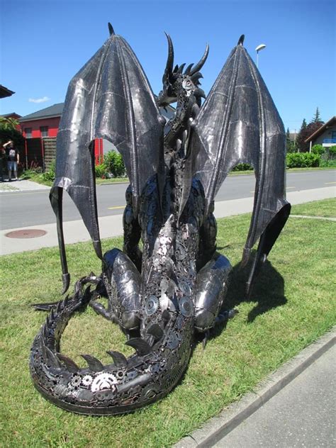 Steampunktendencies “ Scrap Metal Dragon” Art Sculpture Scrap