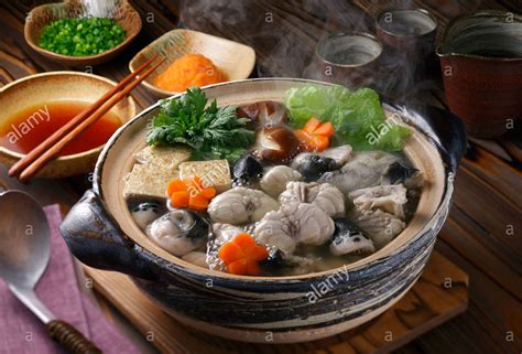 Need to translate mengolah lagi from indonesian? 10 Makanan Khas Musim Dingin di Jepang yang Bisa Kamu Coba ...