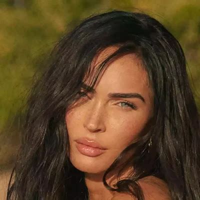 Megan Fox Sizzles In Nearly Naked Sports Illustrated Shoot Shows Huge Boobs Top Ranker
