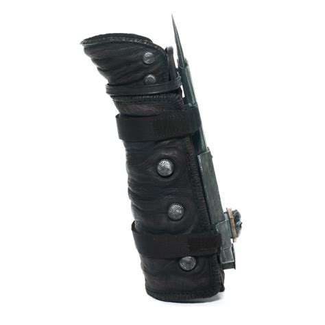 Assassins Creed Hidden Blade Wrist Dagger Cosplay Accessory Specialty