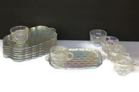 Vintage Federal Glass Company Yorktown Iridescent Snack Set Of 4 Teacups And 4 Biscuit Trays