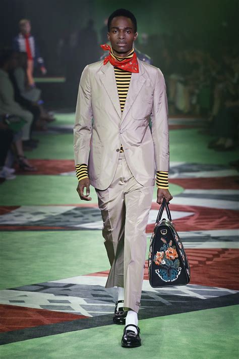See Every Look From The Mens Spring Summer 2017 Runway Gucci Stories