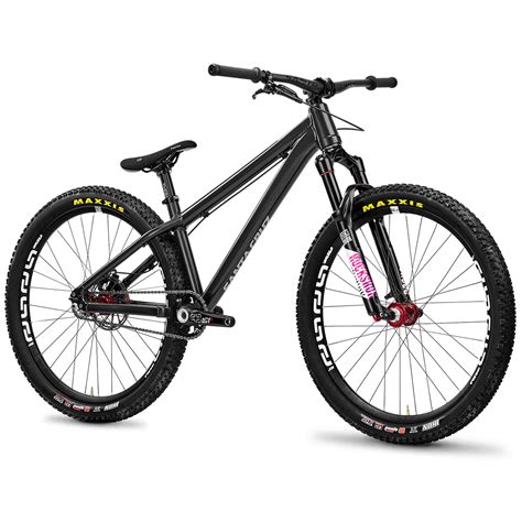 It has quite a few scratches(as seen in photos) but nothing major. Santa Cruz Jackal Dirt Jump Bike // frame is $749 ...