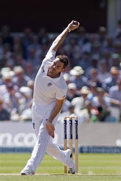 12 Best Swing Bowlers Of All Time Top Cricket Players Itsonlycricket