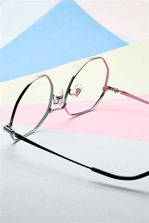 9097 round black eyeglasses frames leoptique