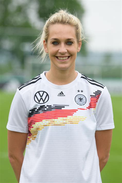 Alle deutschen nationalspieler 2021 im em kader. Fußball-WM 2019: Das ist der Kader der deutschen ...