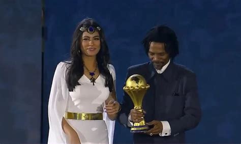 28 فبراير 1994 (27 سنة) القاهرة مواطنة: بعد استقبالها للاعب الكاميرونى سونج.. كل ما تريد معرفته عن ...