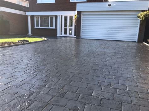 How much does it cost to pave a concrete driveway? New concrete driveway in BowdenNew Driveways Altrincham ...