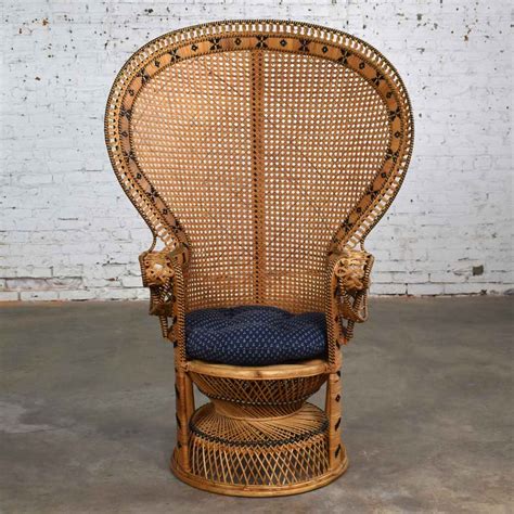 Wicker Rattan Peacock Fan Back Chair Vintage Bohemian Hollywood Regency Warehouse 414